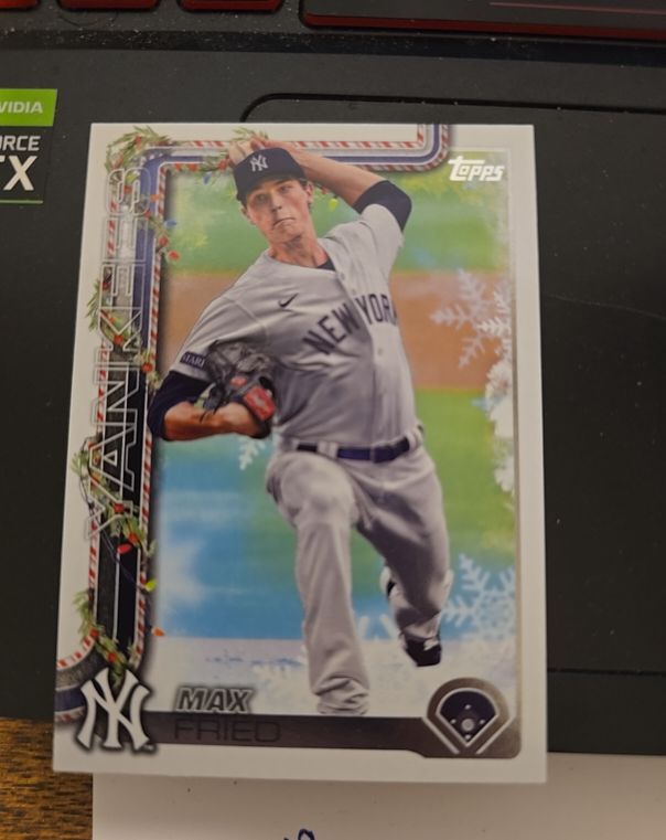 2025 Topps Holiday #H119 Max Fried — front