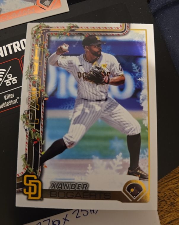 2025 Topps Holiday #19 Xander Bogaerts — front