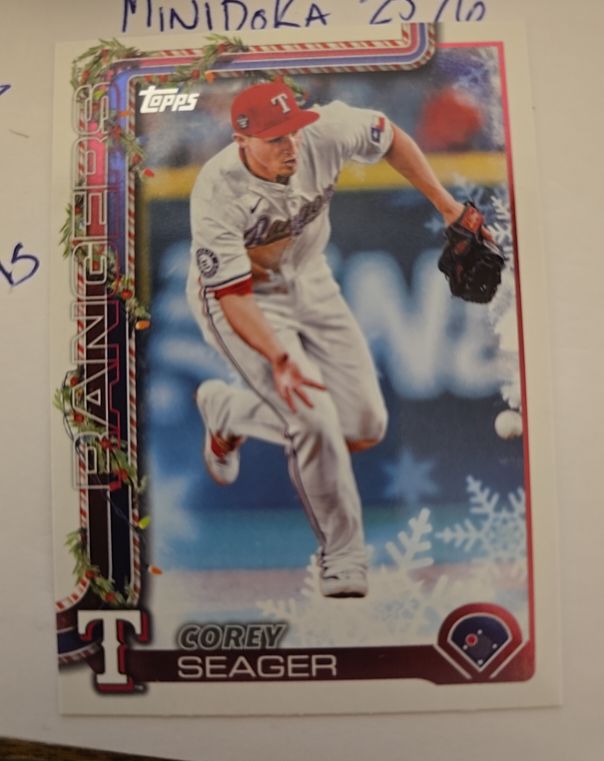 2025 Topps Holiday #H125 Corey Seager — front