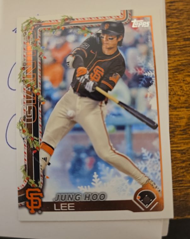 2025 Topps Holiday #H128 Jung Hoo Lee — front