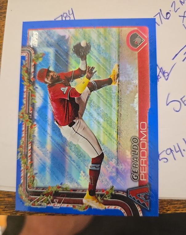 2025 Topps Holiday #H93 Geraldo Perdomo — front