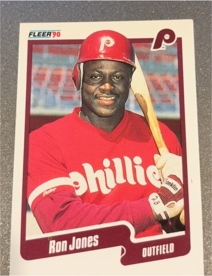 1990 Fleer #563 Ron Jones — front