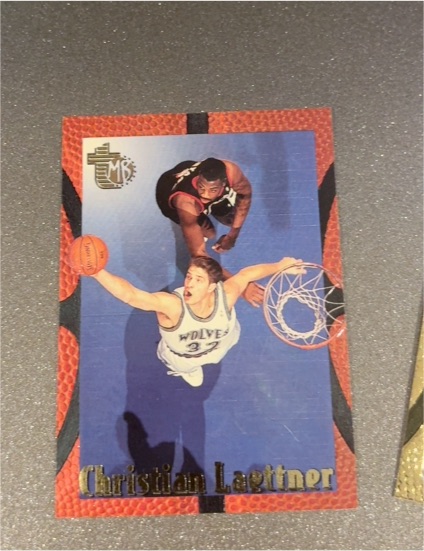 1994-95 Topps Embossed #55 Christian Laettner — front