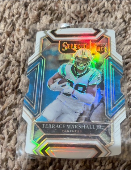 2021 Panini Select Club Level Die-Cut #262 Terrace Marshall Jr. — front