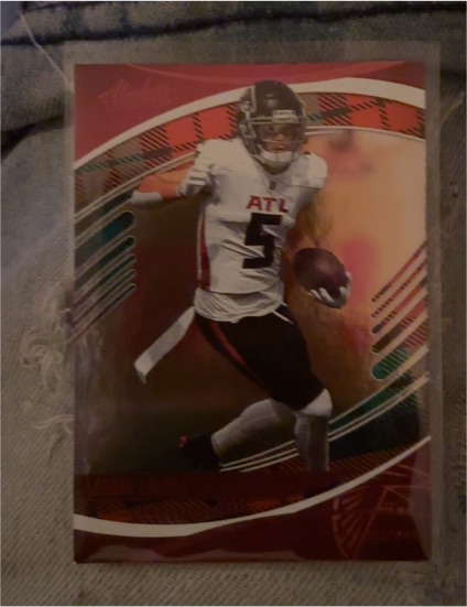 2025 Panini Absolute Football Red and Green Atlanta Falcons Player — front