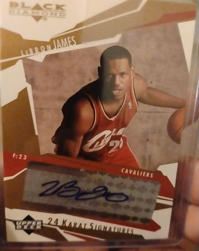 2003-04 Upper Deck Black Diamond 24 Karat Signatures #F23 LeBron James — front