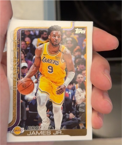 2023 Topps #9 Bronny James Jr. — front