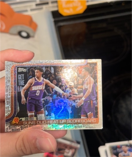 2025-26 Topps #294 Heat Check! Suns Duo Heat Up Scoreboard — front