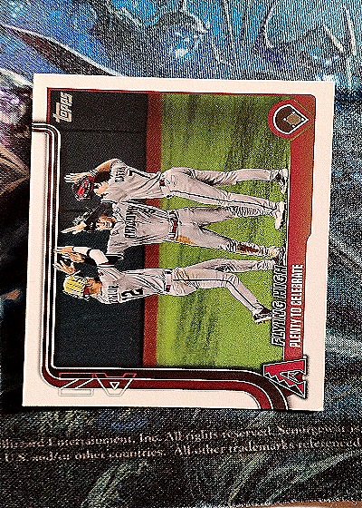2025 Topps Series 1 #297 Arizona Diamondbacks Team Card Flying High Plenty To Celebrate — front