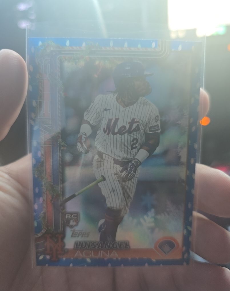 2025 Topps Holiday #H113 Luisangel Acuna — front