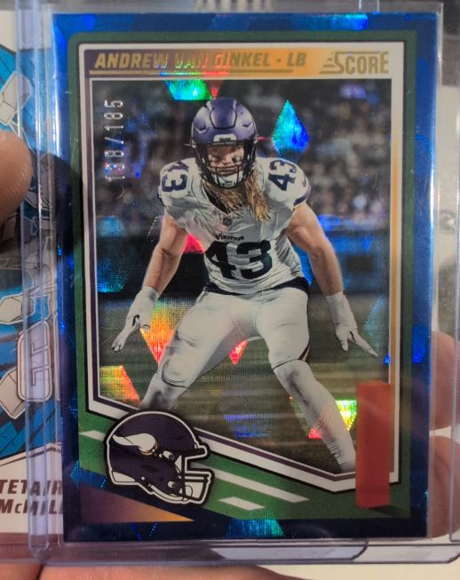 2025 Panini Score #152 Andrew Van Ginkel — front