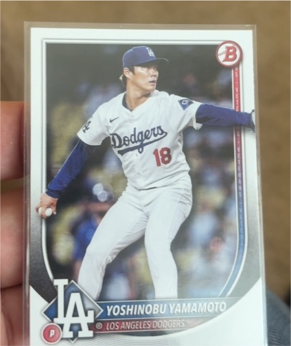 2025 Bowman #18 Yoshinobu Yamamoto — front
