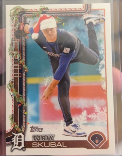2025 Topps Holiday #H74 Tarik Skubal Santa Hat Variation SP — front