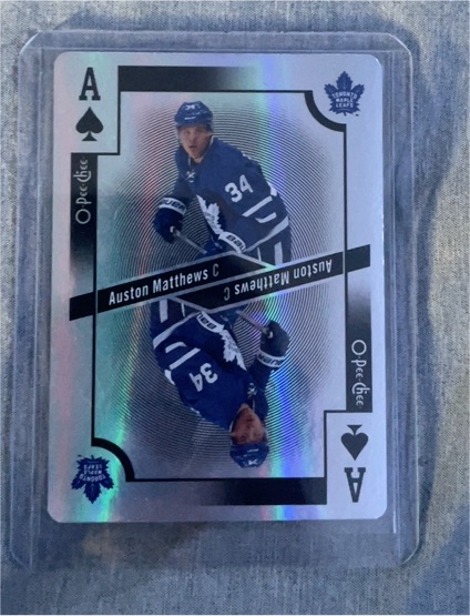 2017-18 O-Pee-Chee Ace of Spades Auston Matthews — front