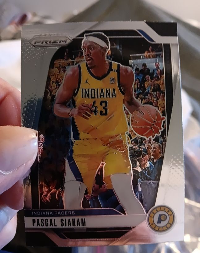 2024-25 Panini Prizm #62 Pascal Siakam — front