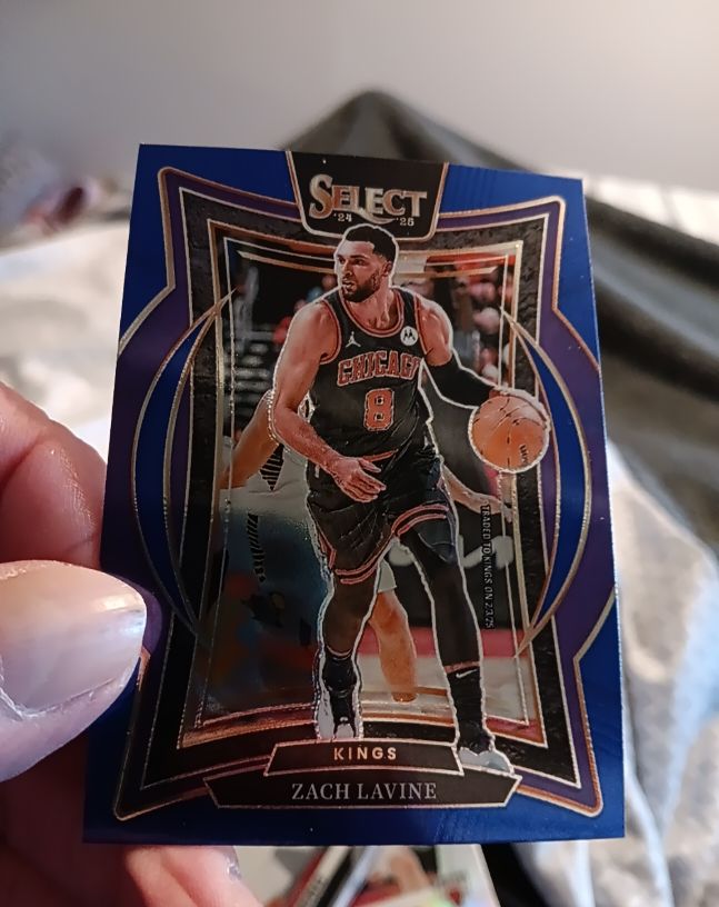 2024-25 Panini Select Concourse #10 Zach LaVine — front