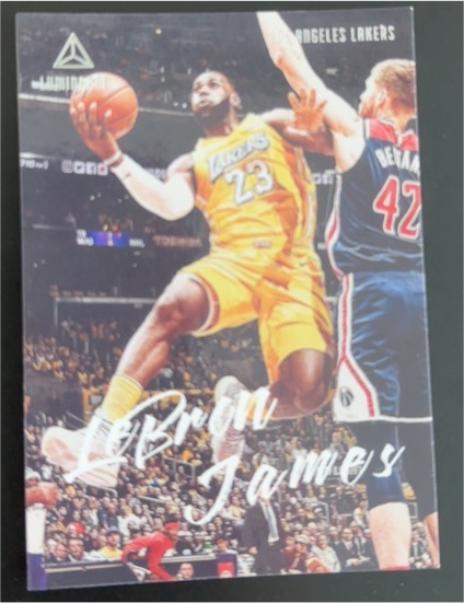2019-20 Panini Chronicles Luminance #162 LeBron James — front