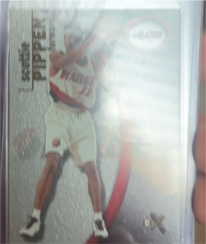 2000 Fleer E-X #73 Scottie Pippen — front