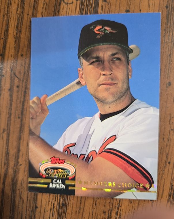1992 Topps Stadium Club #595 Cal Ripken Jr. — front