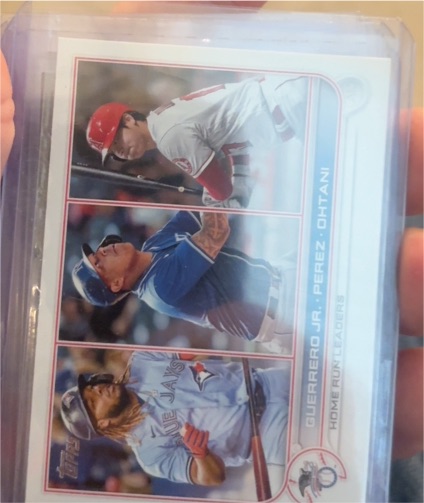2022 Topps #48 AL HR Leaders Vladimir Guerrero Jr./Salvador Perez/Shohei Ohtani — front