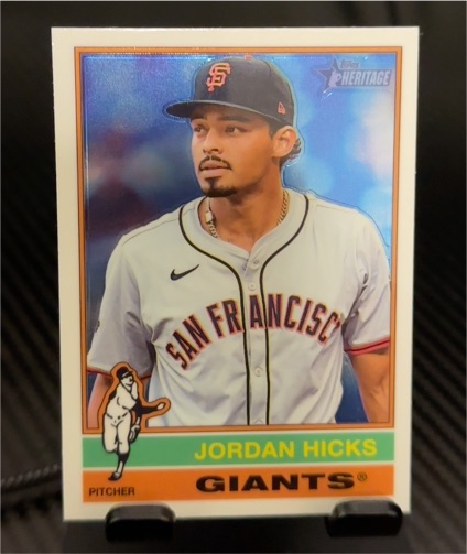 2025 Topps Heritage #100 Jordan Hicks — front
