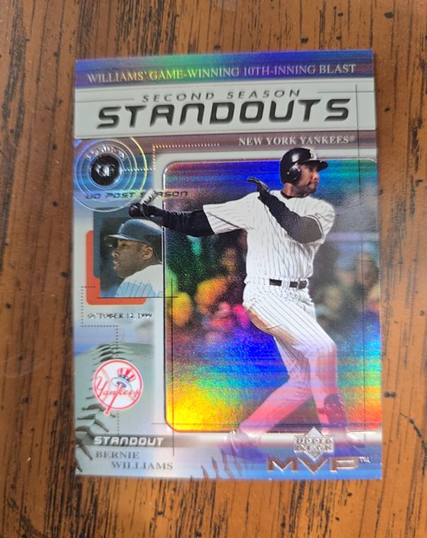 2000 Upper Deck MVP Second Season Standouts #SS5 Bernie Williams — front