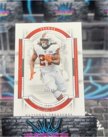 2023 Panini National Treasures #58 Kareem Hunt — front