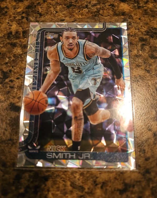 2025-26 Topps #72 Nick Smith Jr. Sandglitter Charlotte Hornets — front