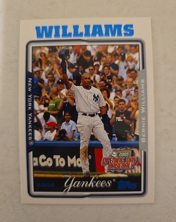 2005 Topps #512 Bernie Williams — front