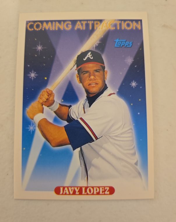 1993 Topps #811 Javy Lopez — front