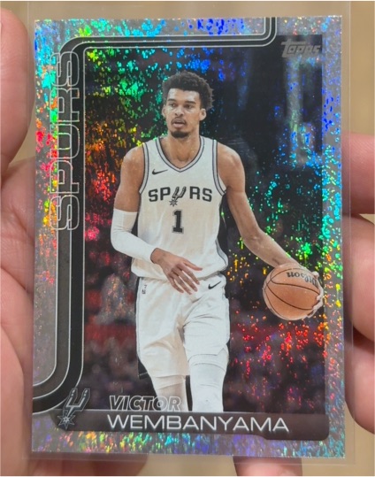 2025-26 Topps #195 Victor Wembanyama — front