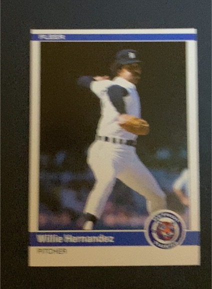 1984 Score #581 Willie Hernandez — front