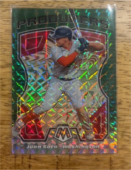 2021 Panini Mosaic Producers Mosaic Green #6 Juan Soto — front
