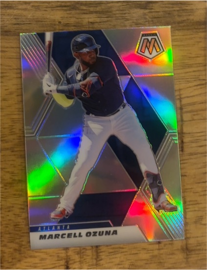 2021 Panini Mosaic Silver Prizm #187 Marcell Ozuna — front