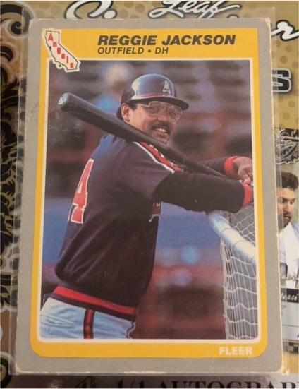 1985 Fleer #303 Reggie Jackson — front