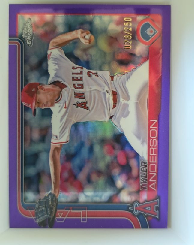 2025 Topps Chrome #227 Tyler Anderson — front