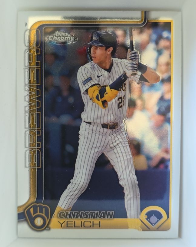 2025 Topps Chrome #89 Christian Yelich — front