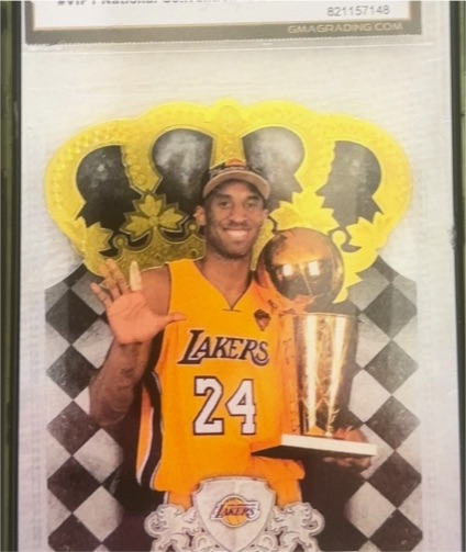 2010 Panini Crown Royale VIP #VIP1 Kobe Bryant — front