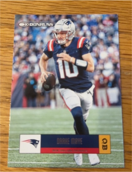 2025 Donruss Retro 2005 #R05-DKM Drake Maye — front