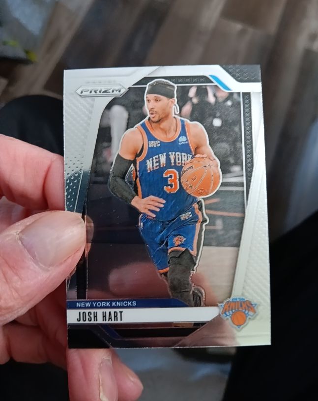 2024-25 Panini Prizm #196 Josh Hart — front