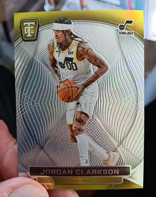 2024-25 Panini Totally Certified #118 Jordan Clarkson — front