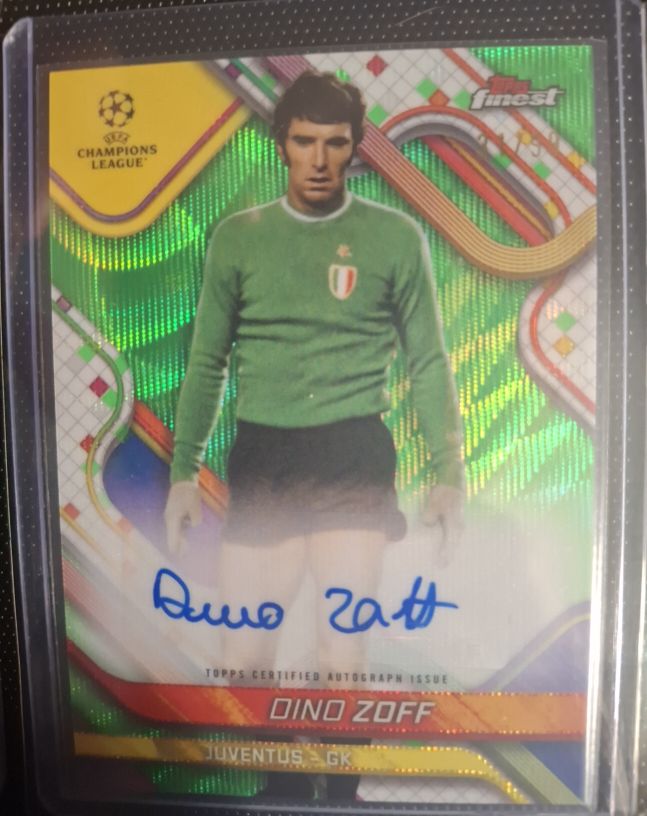 2024-25 Topps Finest UEFA Champions League #BA-ZO Dino Zoff — front