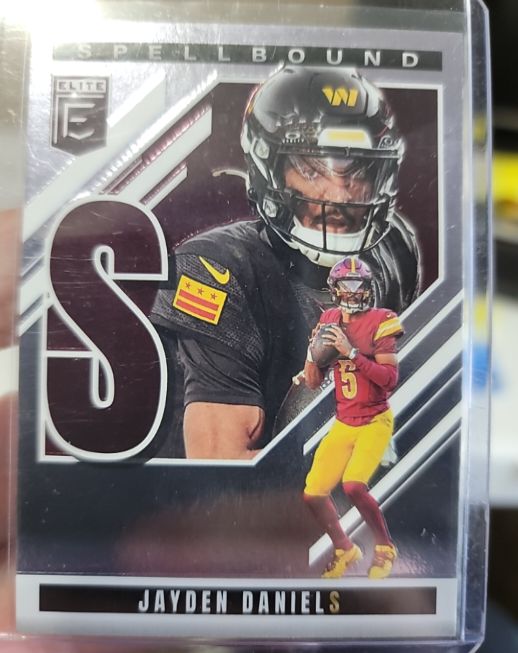 2025 Donruss Elite #14 Jayden Daniels Spellbound S — front