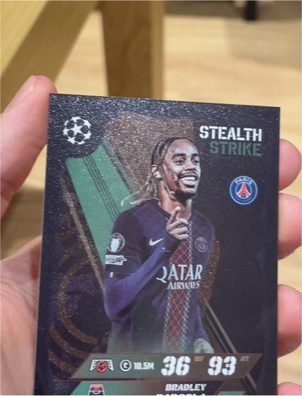 2025-26 Topps Match Attax Champions League #454 Bradley Barcola Stealth Strike — front