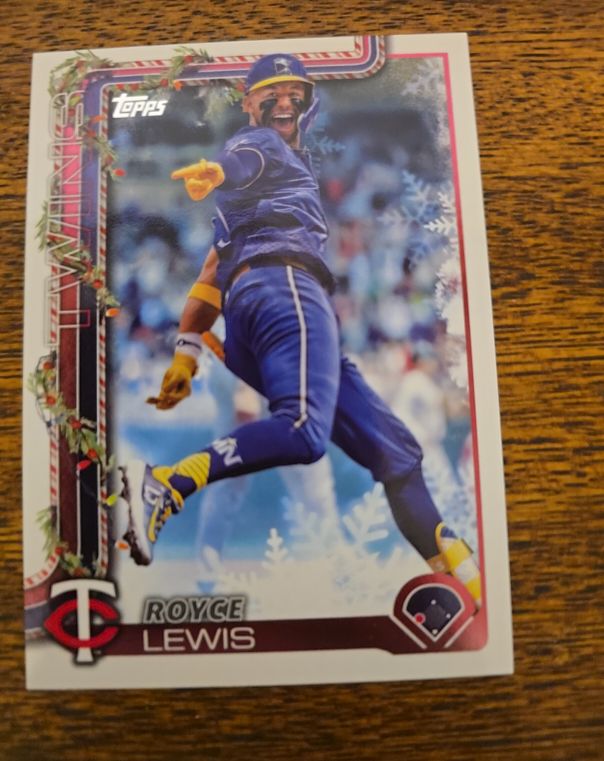 2025 Topps Holiday #H194 Royce Lewis — front