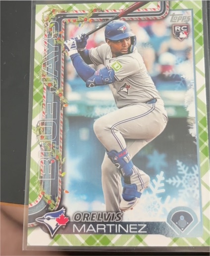 2025 Topps Holiday #H17 Orelvis Martinez — front