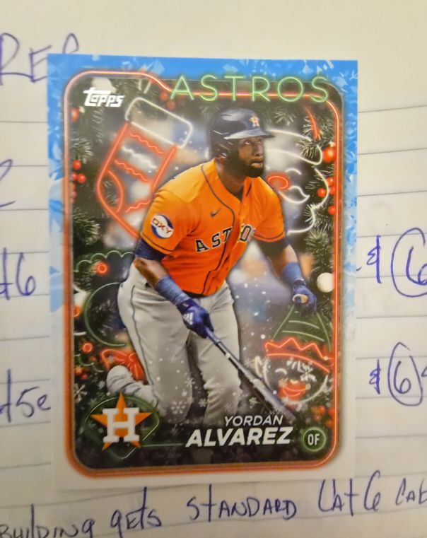 2024 Topps Holiday #H117 Yordan Alvarez — front