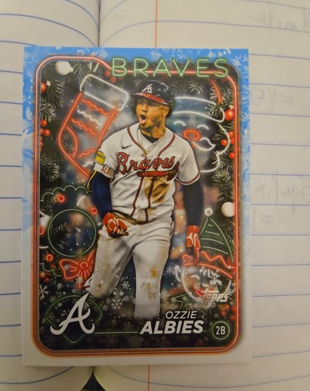 2024 Topps Holiday #H108 Ozzie Albies — front