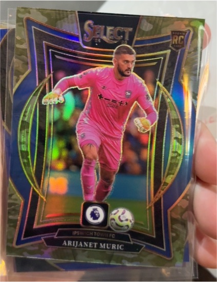 2024-25 Panini Select Premier League #18 Arijanet Muric — front