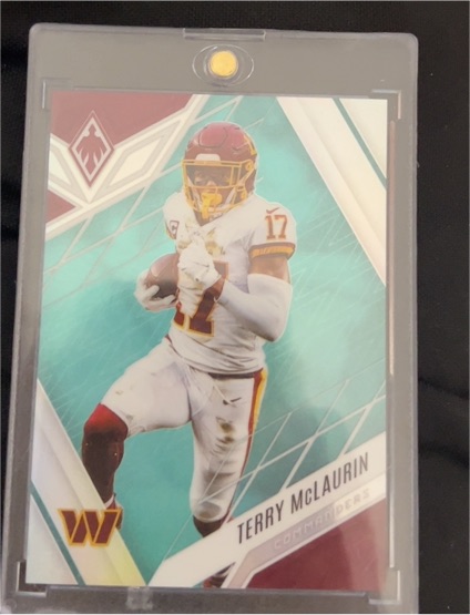 2022 Panini Phoenix Terry McLaurin — front